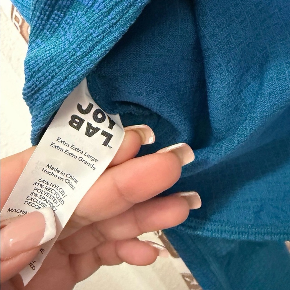 JoyLab Teal Ribbed Twist-Front Crop Top - Picture 2 of 5
